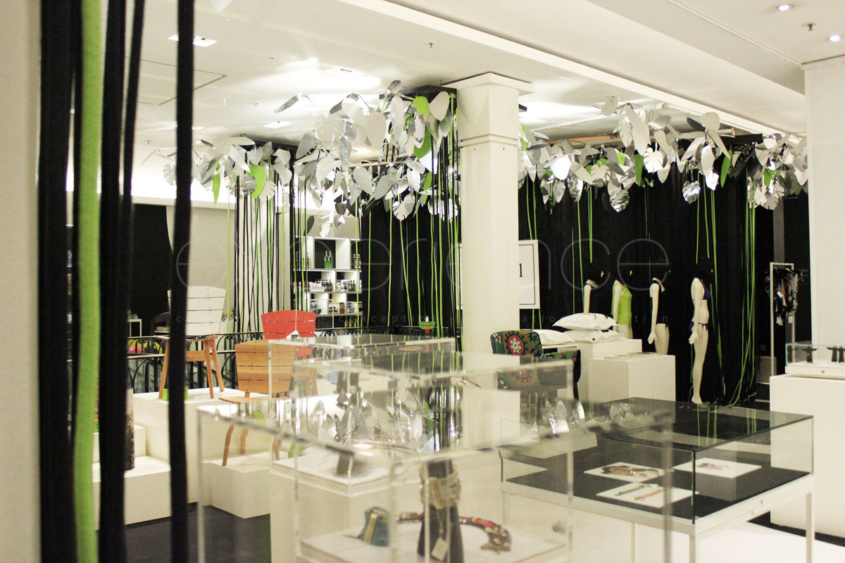 Decoration Vitrine Luxe Paris